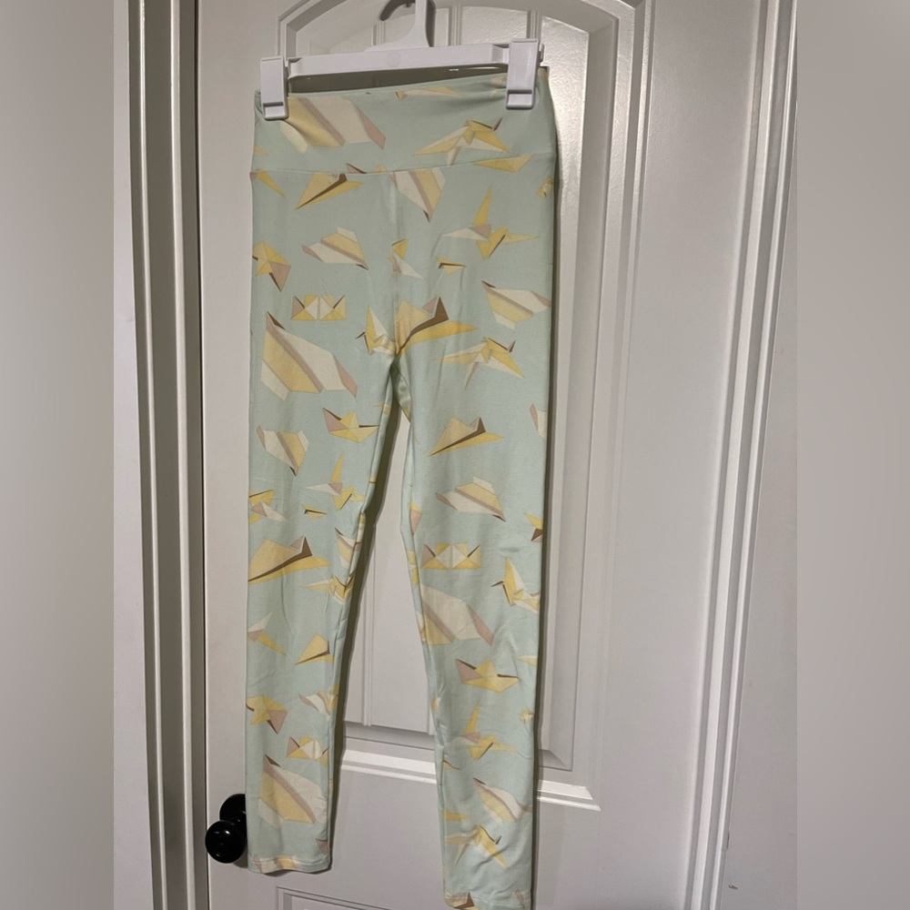 LuLaRoe Multicolor Origami Crane One Size Leggings Buttery Soft